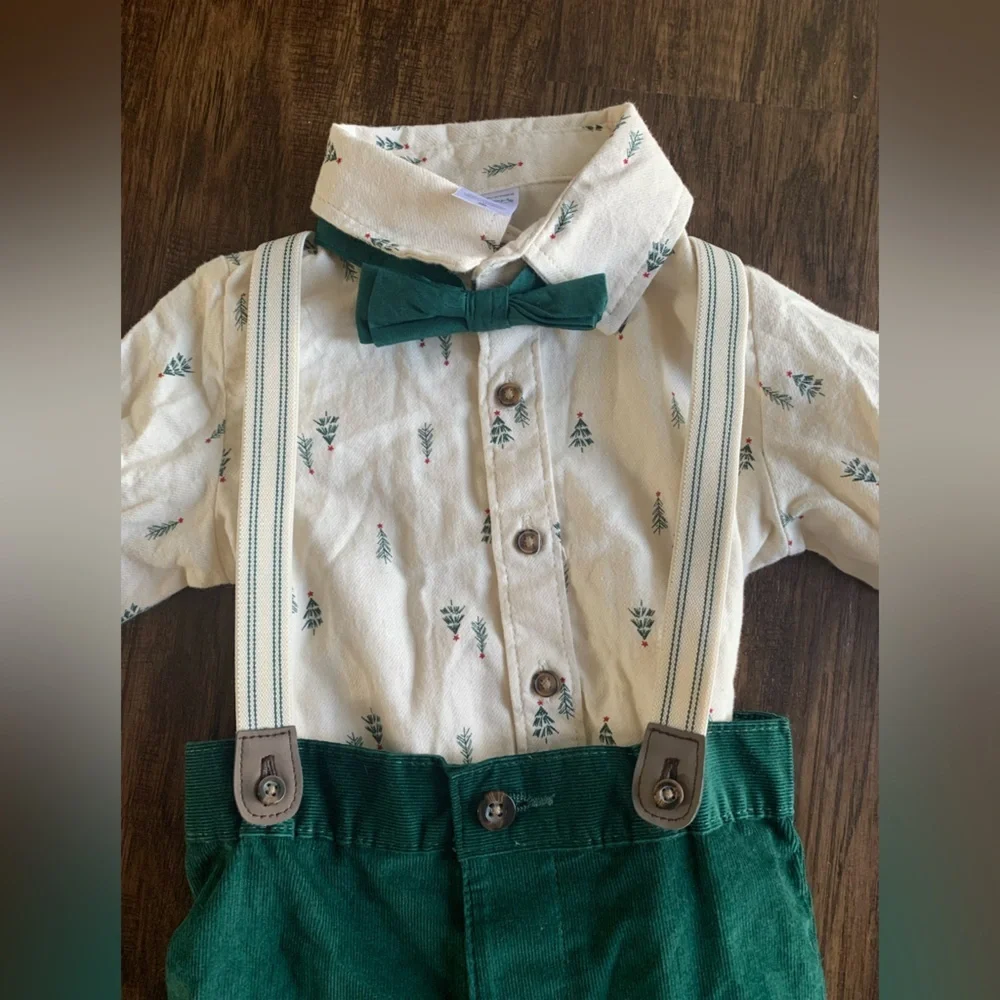 NWT Carter's Christmas corduroy pants with suspenders and tree onesie